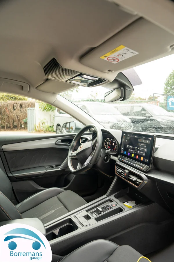 Cupra Leon (2023) — foto 20 van 47