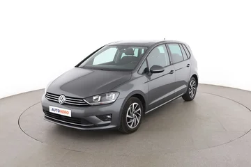Volkswagen Golf c62b1704-638c-4fcb-bff3-78e300016a2f