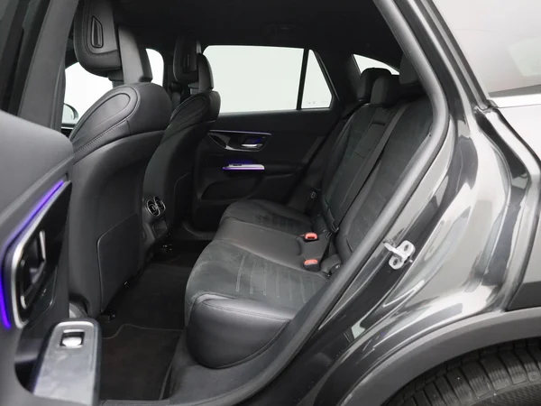 Mercedes-Benz GLC (2025) — foto 5 van 48
