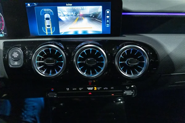 Mercedes-Benz A-Klasse (2023) — foto 8 van 34