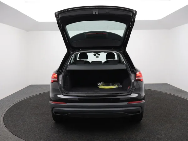 AUDI Q3 PHEV (2021) — foto 8 van 29