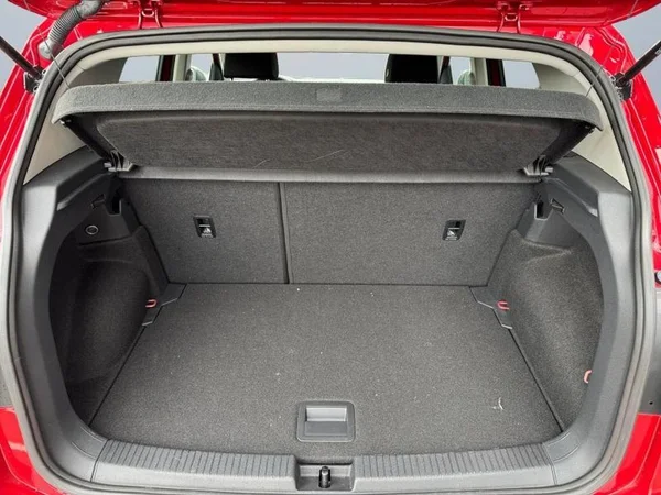 VOLKSWAGEN T-Cross (2024) — foto 21 van 29