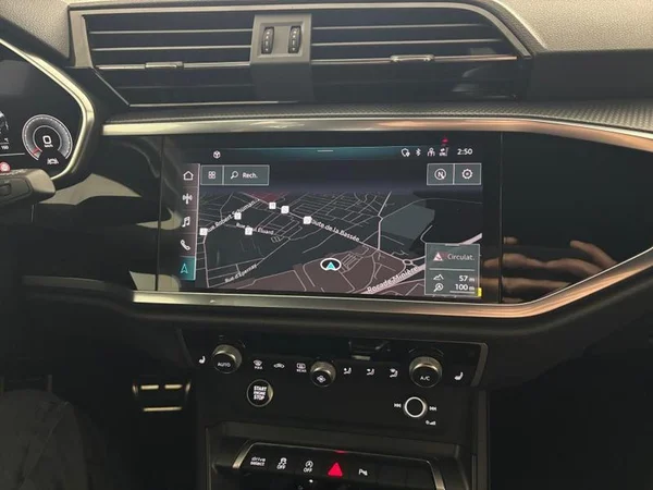 Audi Q3 (2022) — foto 9 van 35