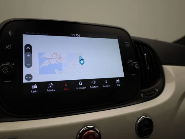Fiat 500 (2023) — foto 10 van 41