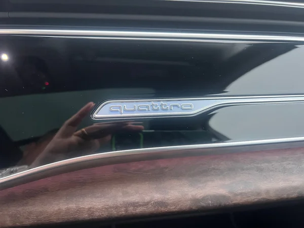 AUDI Q7 (2024) — foto 4 van 16