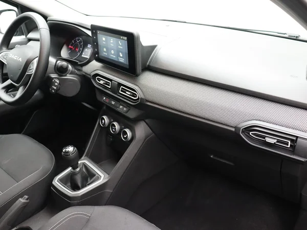 Dacia Sandero (2025) — foto 10 van 21