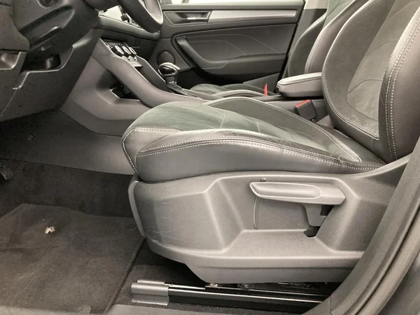 SKODA Kodiaq (2022) — foto 15 van 36