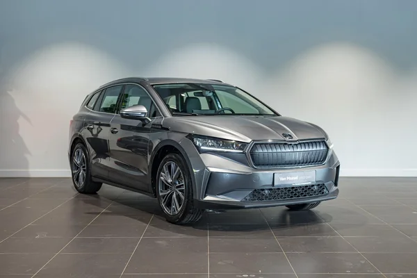 Škoda Enyaq iV (2023) — foto 23 van 35