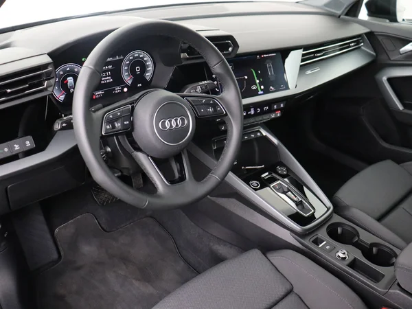 AUDI A3 Sportback (2025) — foto 17 van 18