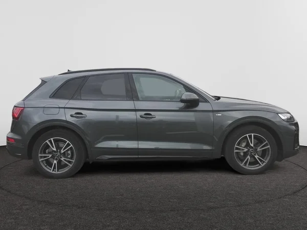 AUDI Q5 PHEV (2023) — foto 21 van 24