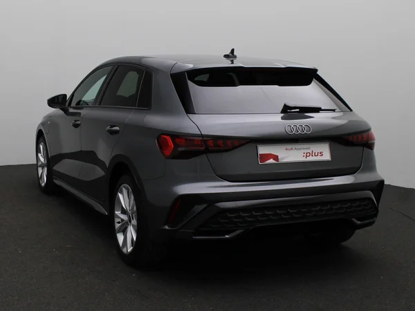 AUDI A3 Sportback PHEV (2026) — foto 13 van 18