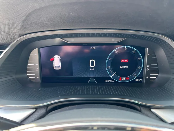 SKODA Octavia Combi (2020) — foto 17 van 19