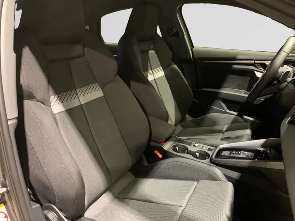 AUDI A3 Sedan (2025) — foto 12 van 18
