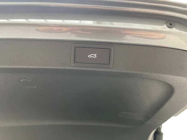 SKODA Octavia Combi (2025) — foto 12 van 14
