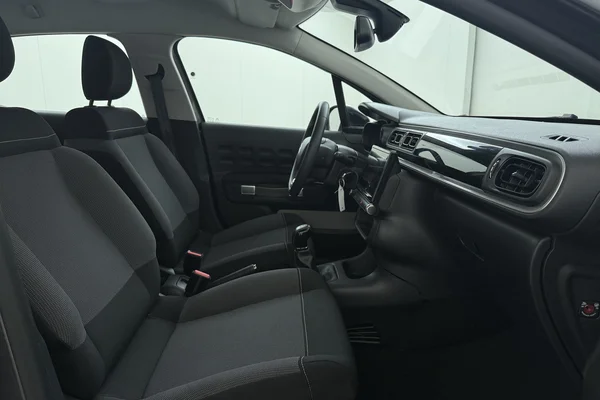 Citroen C3 (2022) — foto 17 van 19