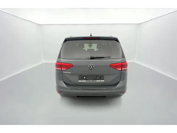 VOLKSWAGEN Touran (2020) — foto 2 van 36