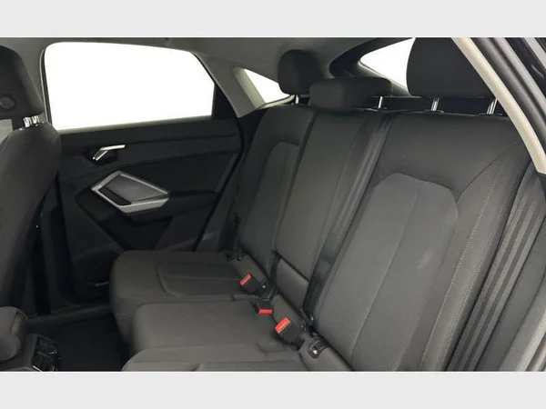 Audi Q3 Sportback (2021) — foto 6 van 15