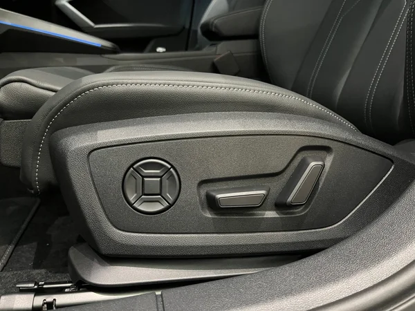 AUDI A3 Alltstreet (2025) — foto 6 van 16