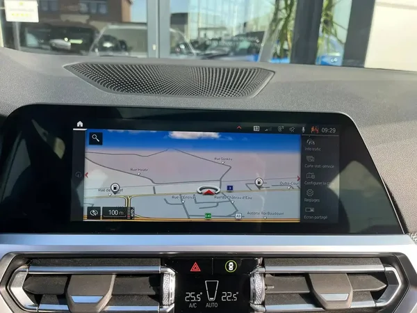 Bmw 330 (2022) — foto 6 van 23