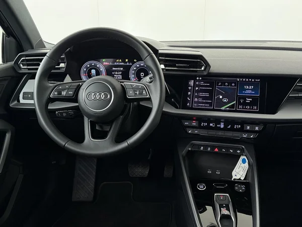 AUDI A3 Sportback (2025) — foto 14 van 18