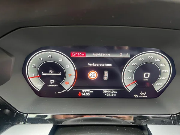 AUDI A3 Sportback (2025) — foto 7 van 24