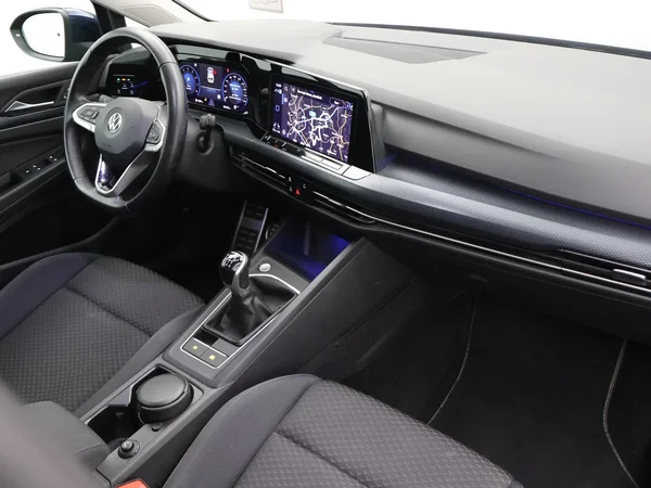 Volkswagen Golf (2021) — foto 22 van 28