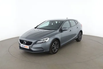 Volvo V40 f2f0c04c-f8d2-4256-b1b6-5b4169cbcee4