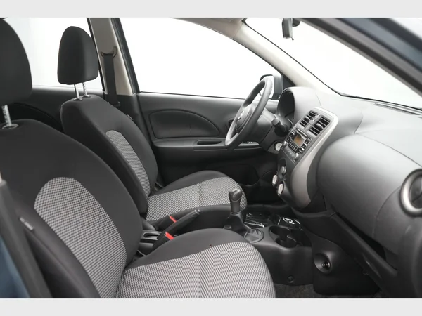 NISSAN Micra (2016) — foto 11 van 20