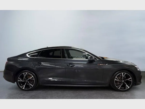 Audi A5 Sportback (2019) — foto 23 van 28