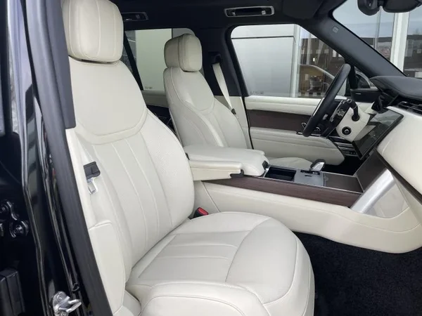 Land Rover Range Rover (2025) — foto 26 van 37