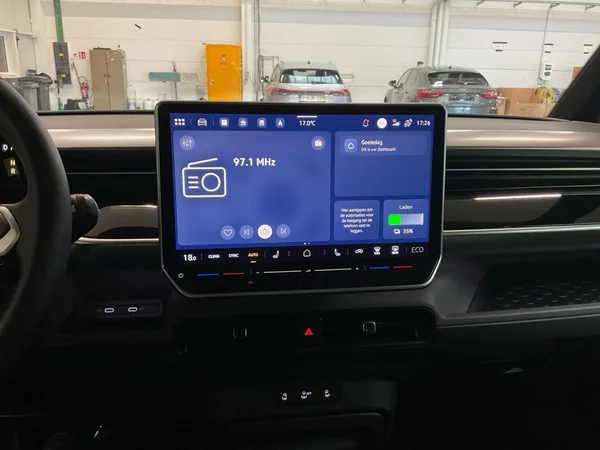 VOLKSWAGEN ID.Buzz Lwb (2026) — foto 5 van 23