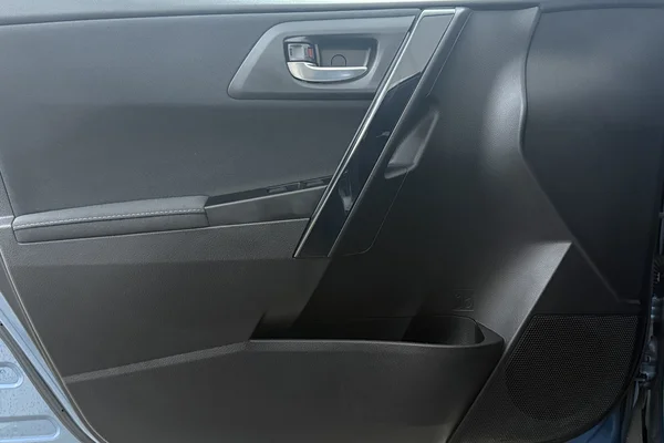Toyota Auris Sw (2019) — foto 7 van 20