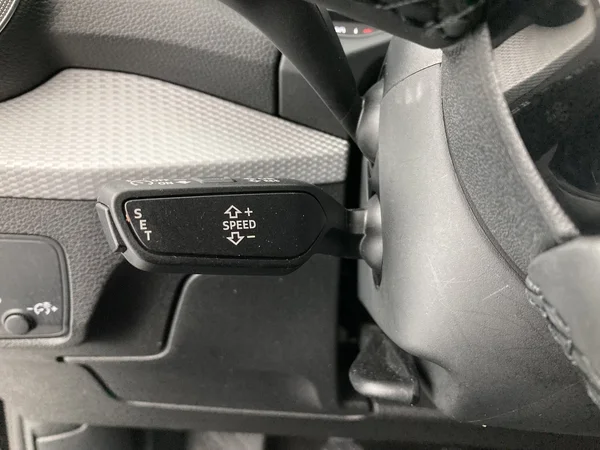 AUDI Q2 (2023) — foto 5 van 36