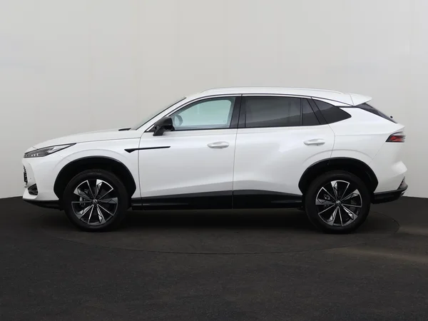 MG HS (2025) — foto 12 van 29