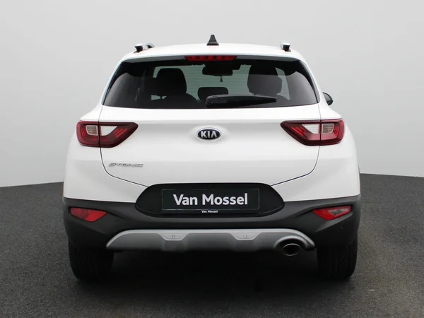 Kia Stonic (2021) — foto 35 van 39