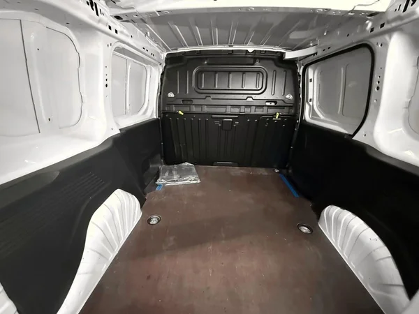 Fiat Doblò (2025) — foto 16 van 18
