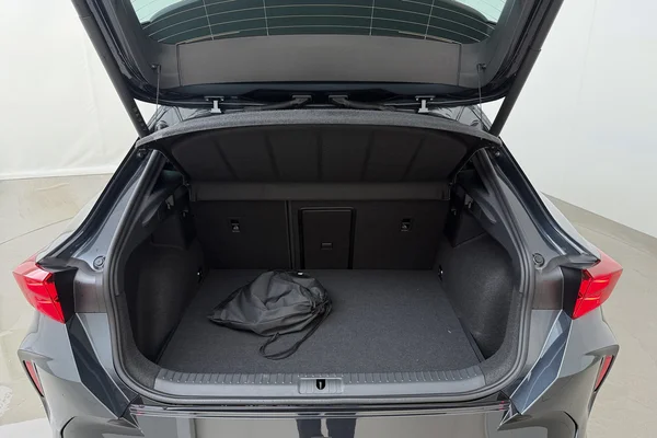 CUPRA Formentor E-Hybrid (PHEV) (2026) — foto 9 van 13