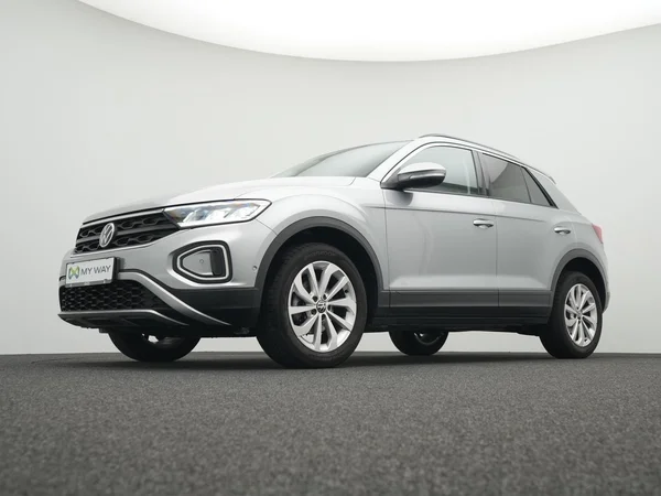 VOLKSWAGEN T-Roc (2024) — foto 19 van 25