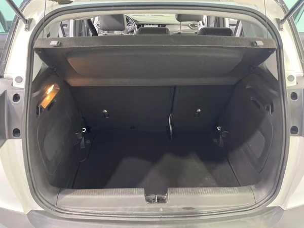 Opel Crossland (2021) — foto 64 van 80
