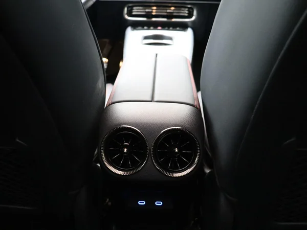 Mercedes-Benz CLA (2026) — foto 17 van 33