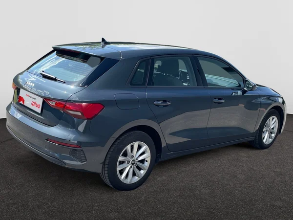 AUDI A3 Sportback (2024) — foto 12 van 19