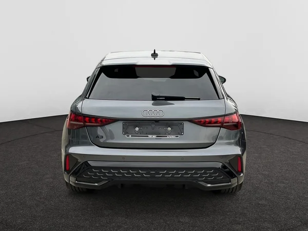 AUDI A3 Sportback (2025) — foto 13 van 22