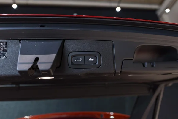 Volvo XC60 (2019) — foto 6 van 44