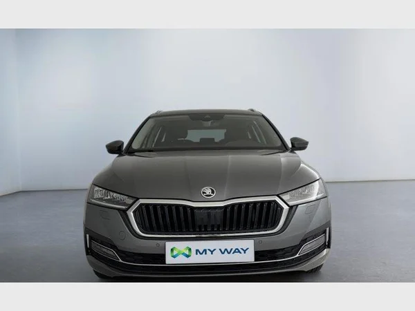 Skoda Octavia Combi (2022) — foto 8 van 15