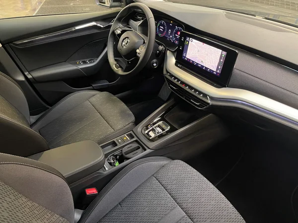 SKODA Octavia Combi (2024) — foto 9 van 15