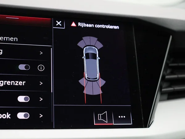 Audi Q4 e-tron (2023) — foto 29 van 43