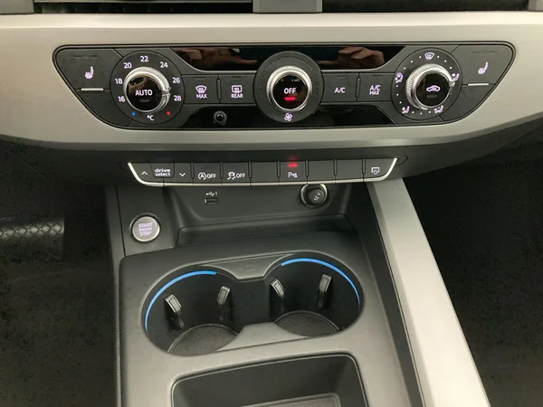 AUDI A5 Sportback Dsl (2021) — foto 24 van 36