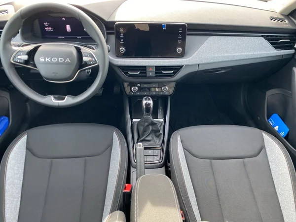 SKODA Kamiq (2025) — foto 9 van 18