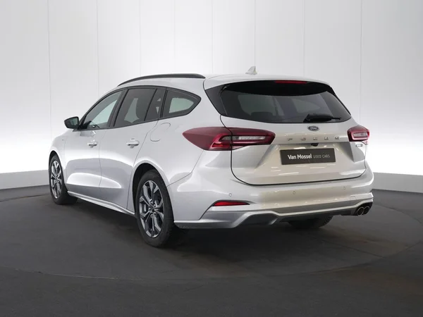 Ford Focus (2023) — foto 12 van 23
