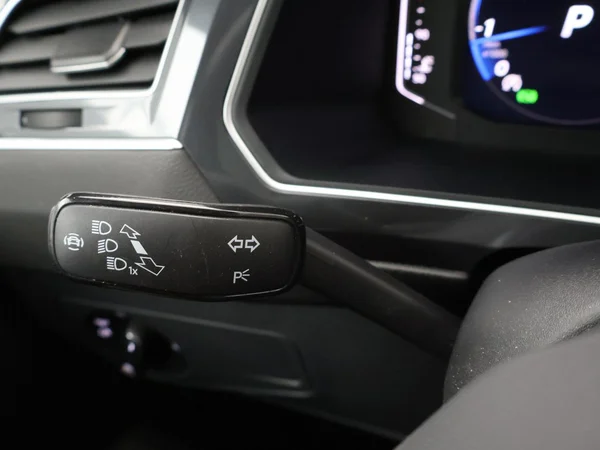 VOLKSWAGEN Tiguan Allspace (2024) — foto 18 van 35